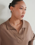 OPEN COLLAR TOP-DOUBLE KNIT