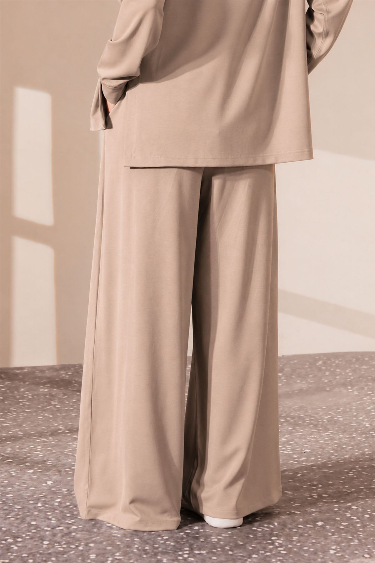 PLEATED LOUNGE PANTS CLOUDLUX
