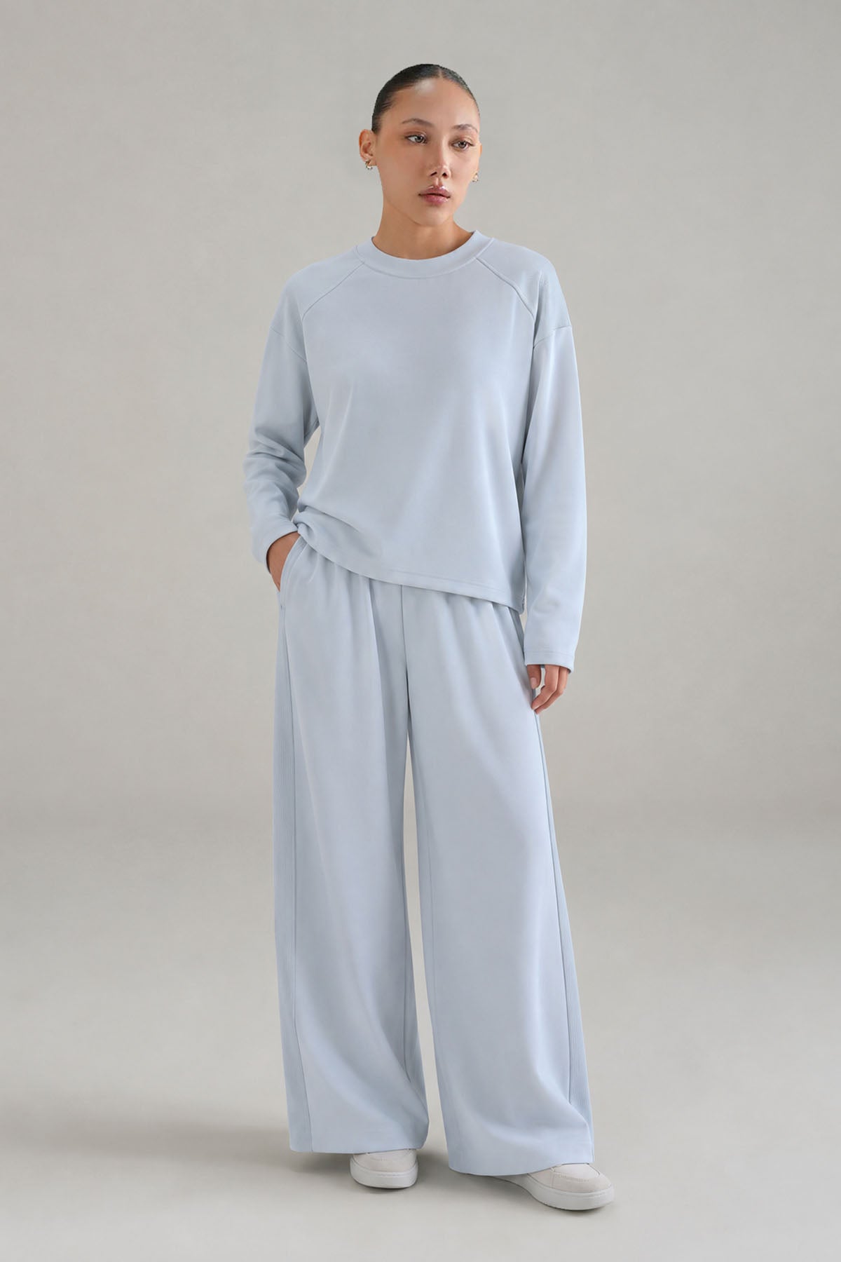 CREWNECK TOP-CLOUDLUX LIGHT