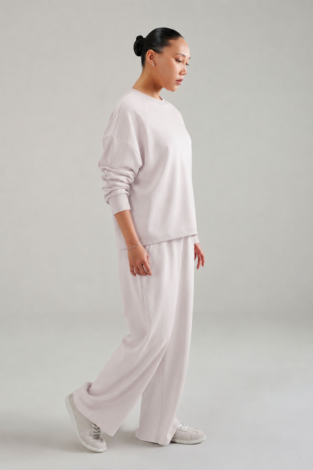 CREWNECK TOP-CLOUDLUX LIGHT