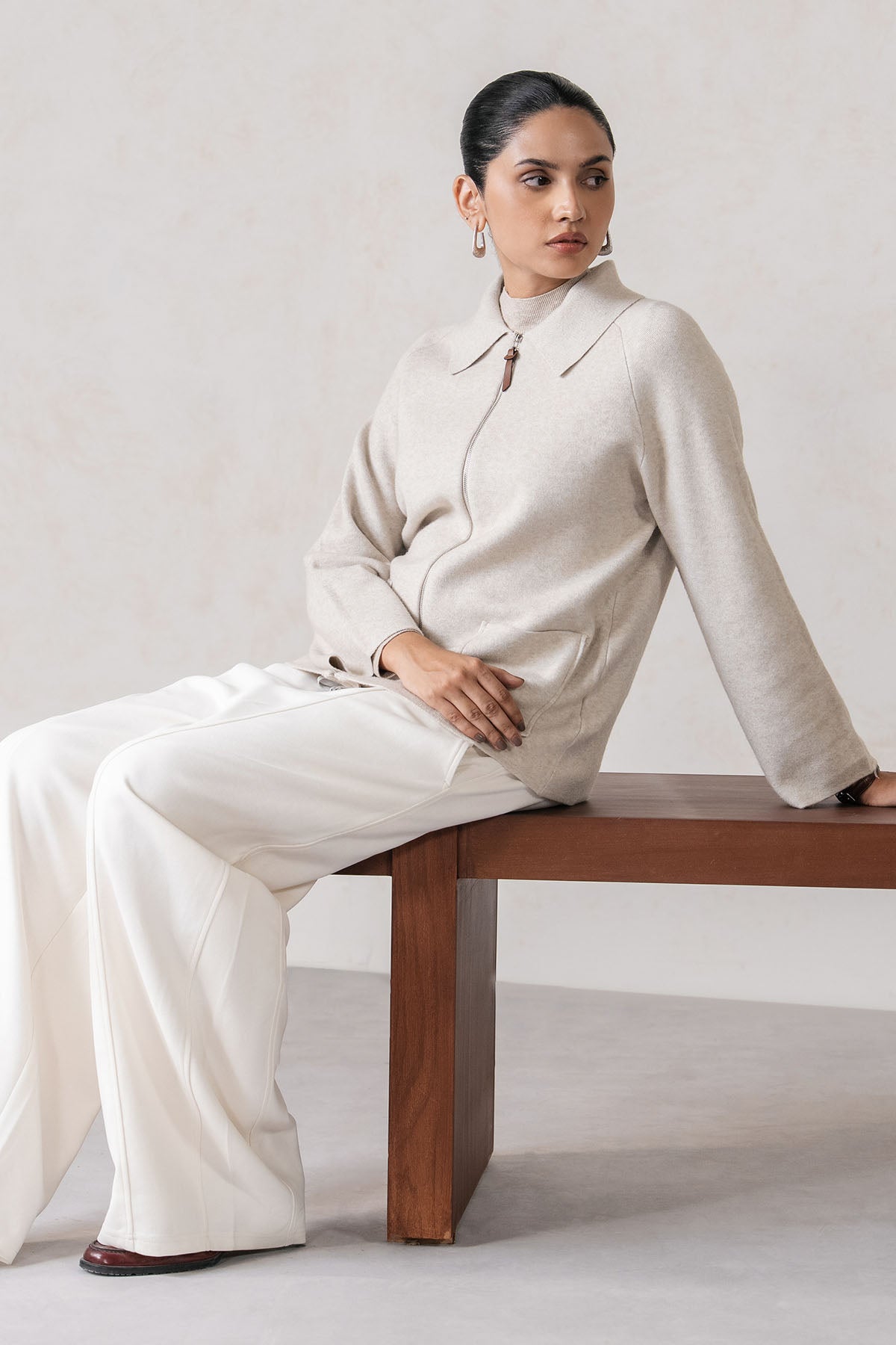 SOFT KNIT ZIPPER