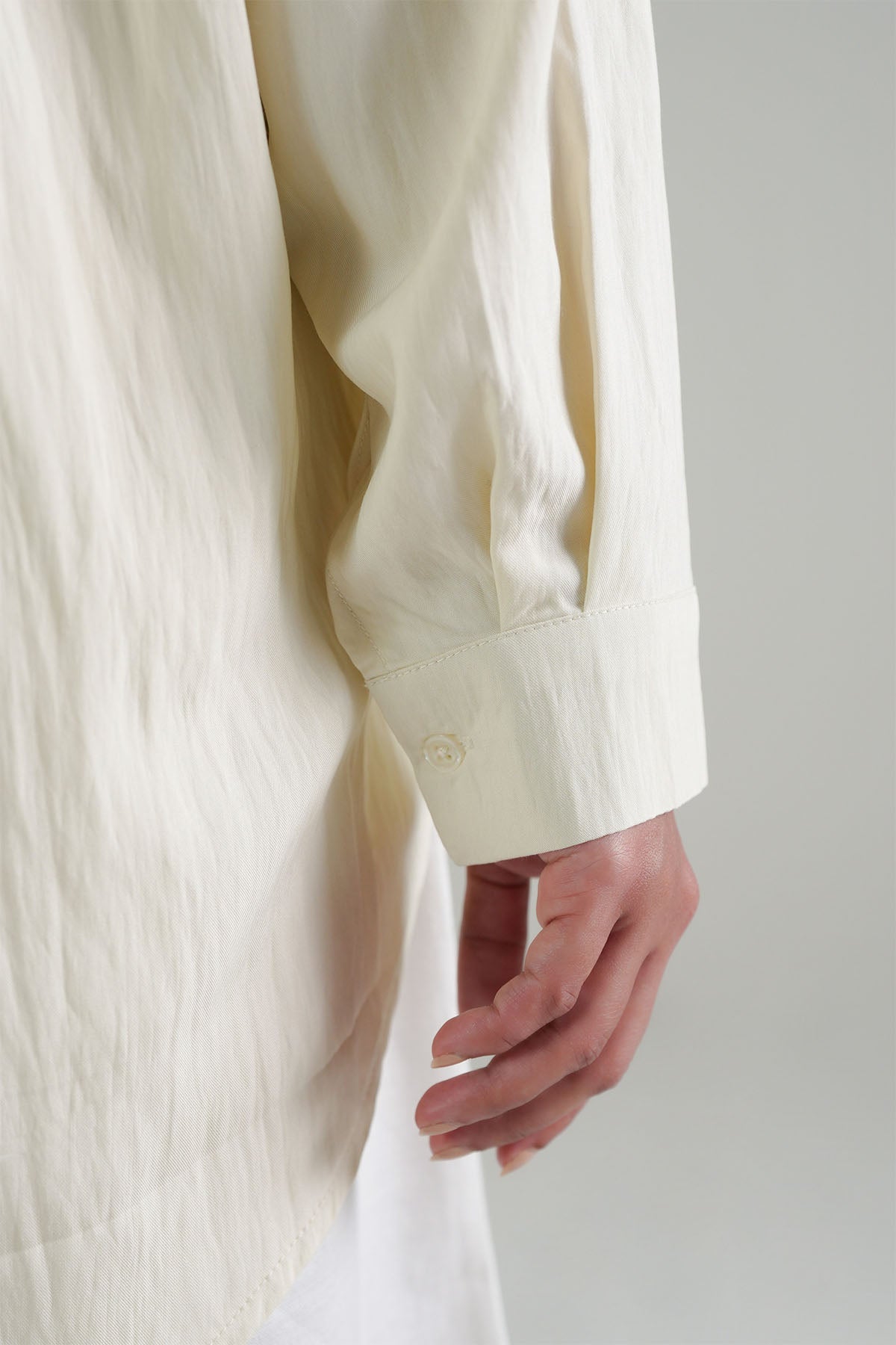 TEXTURED CLASSIC SHIRT