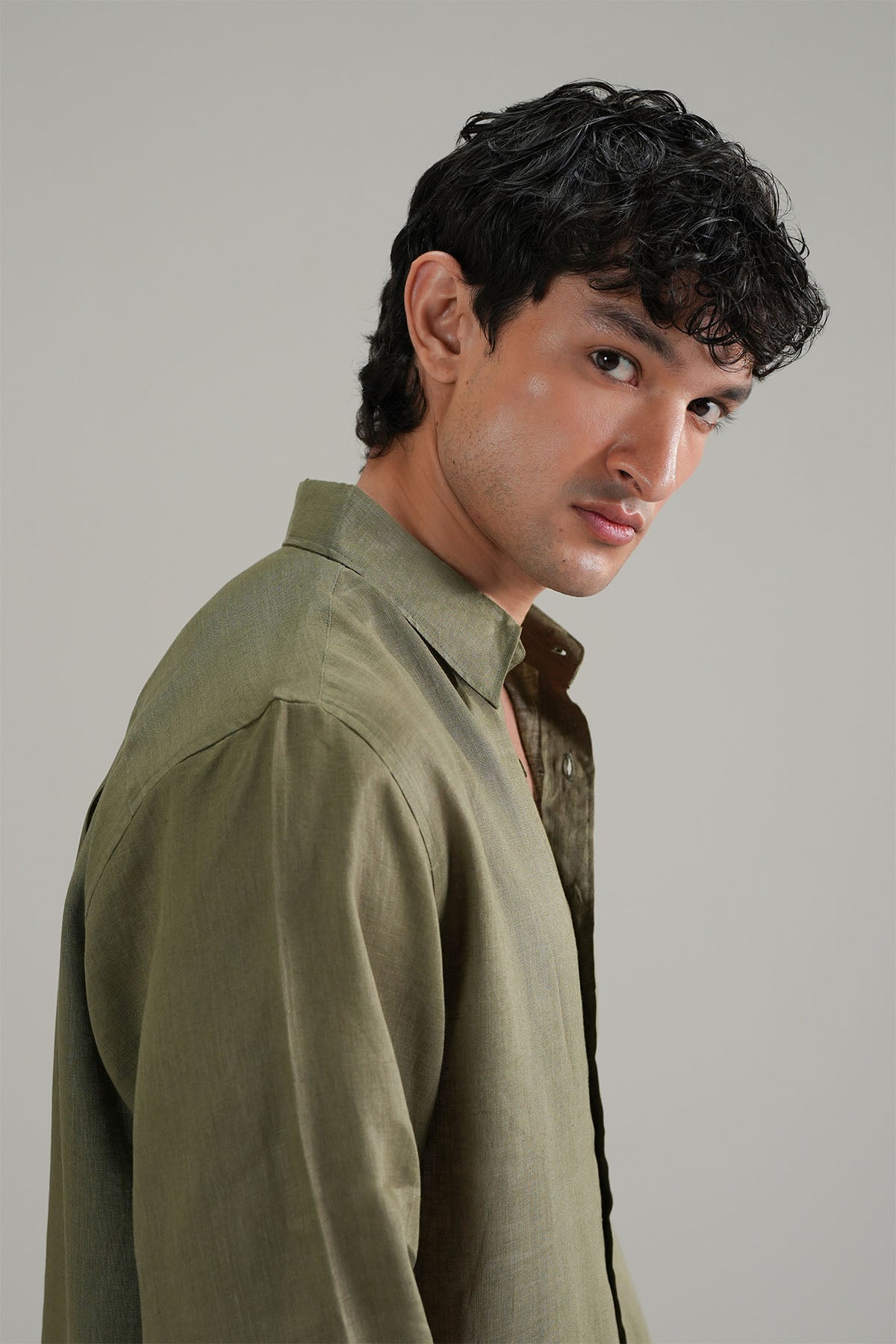 CLASSIC FULL SLEEVE 100% LINEN