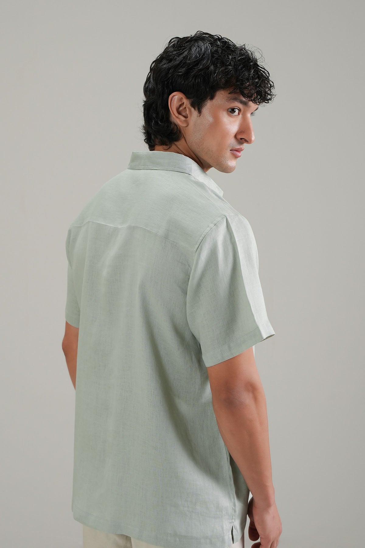 CLASSIC HALF SLEEVE 100% LINEN