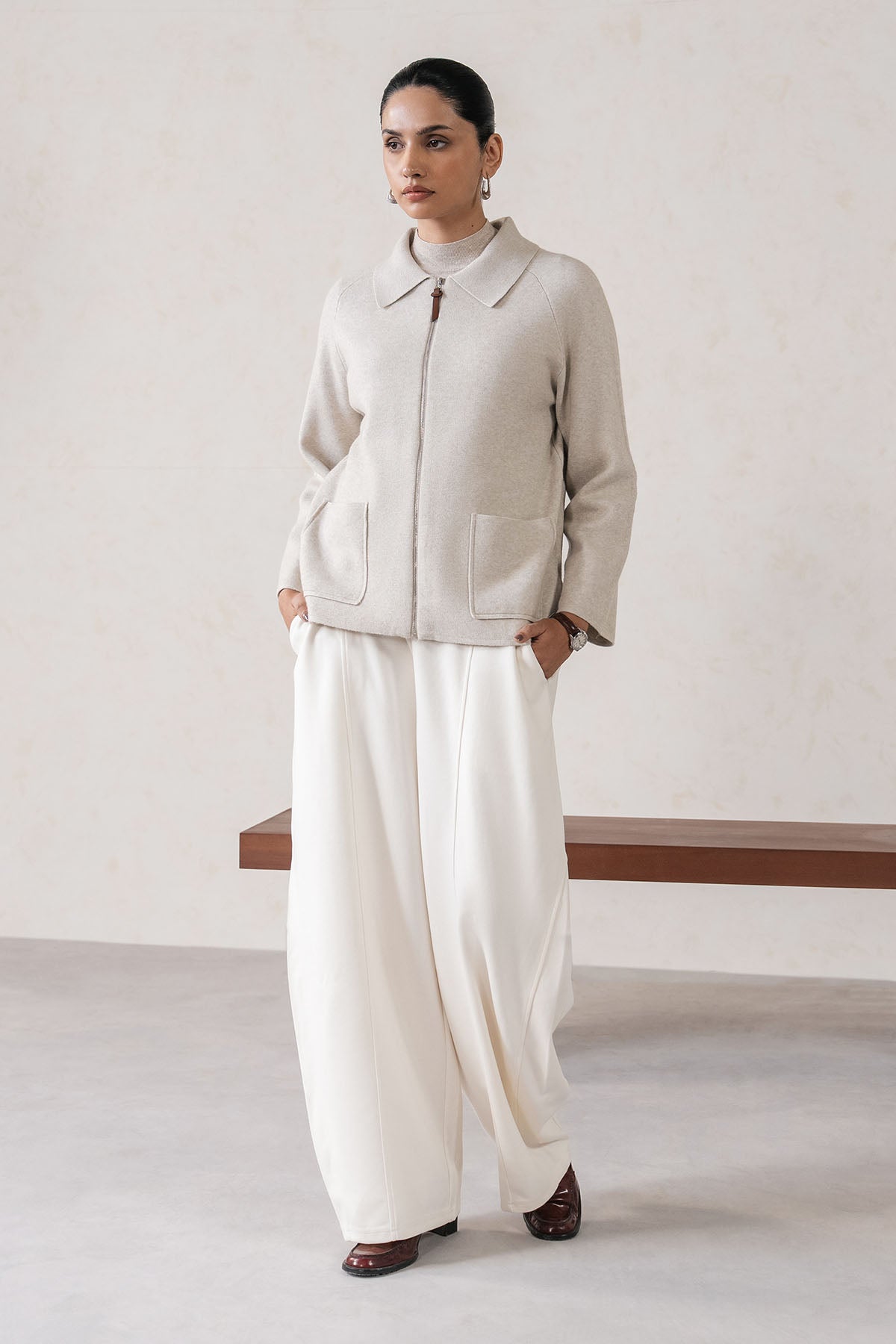 SOFT KNIT ZIPPER