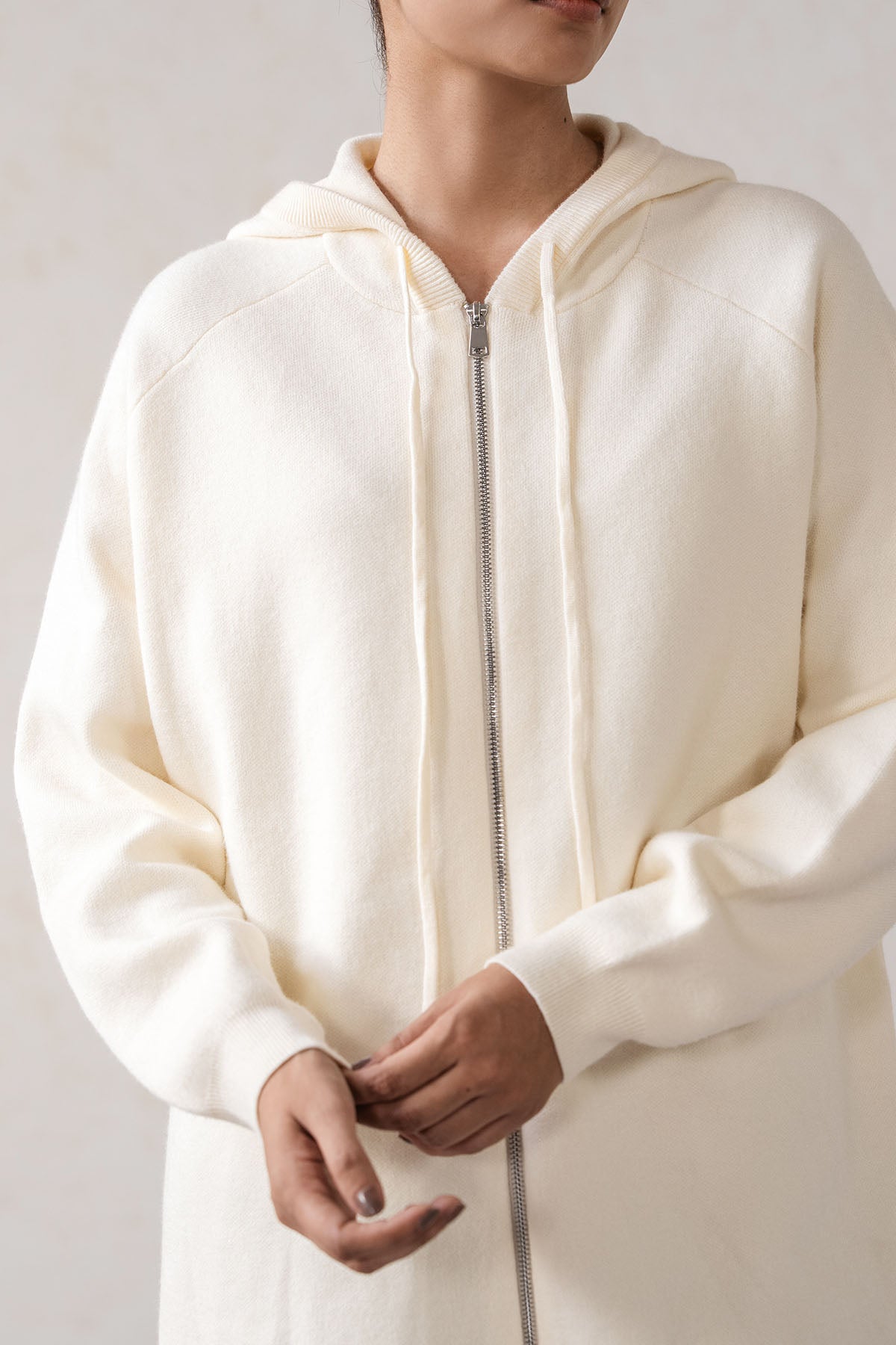 OVERSIZED ZIPPER HOODIE