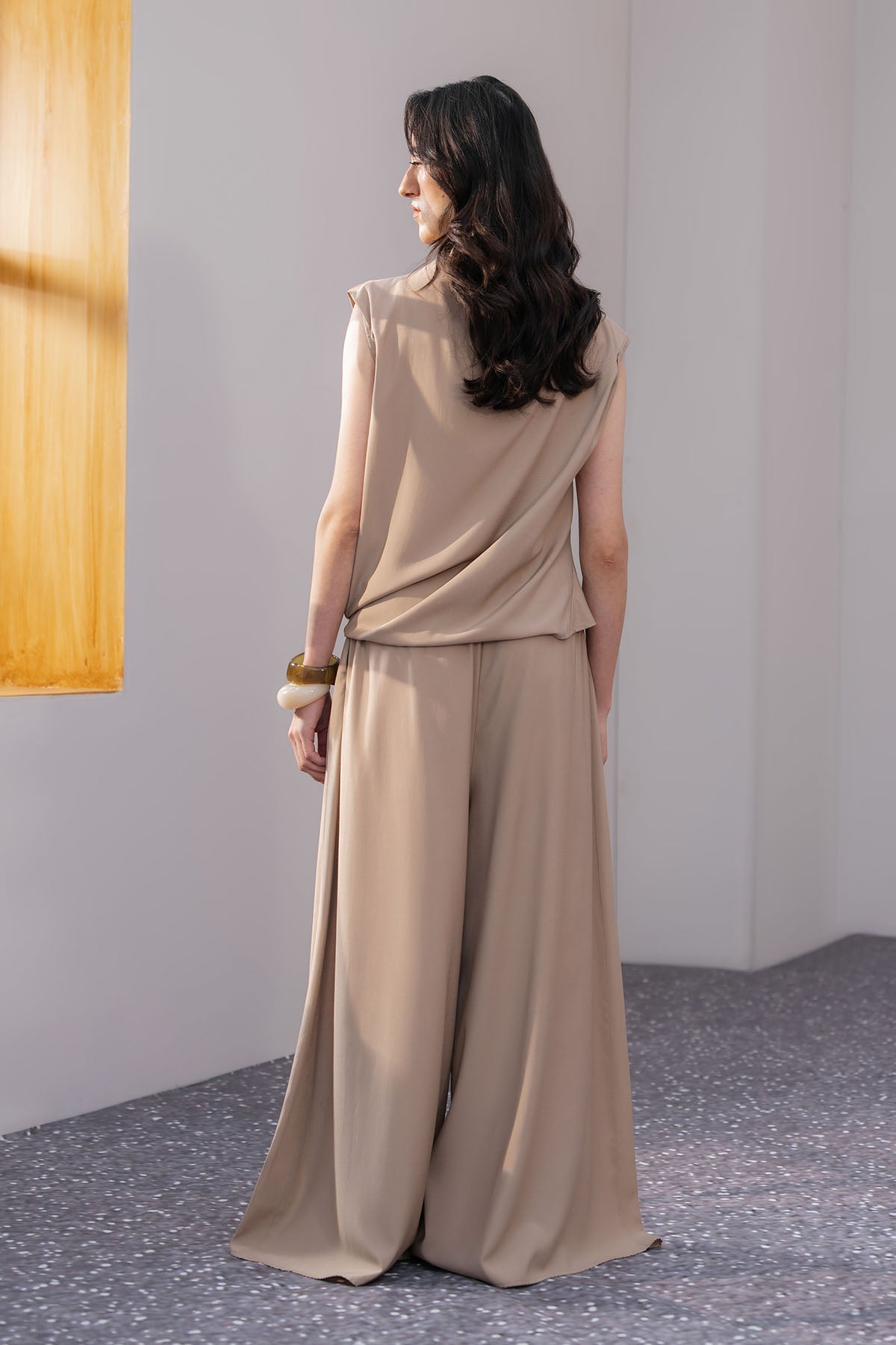 DRAPED COWL NECK TOP