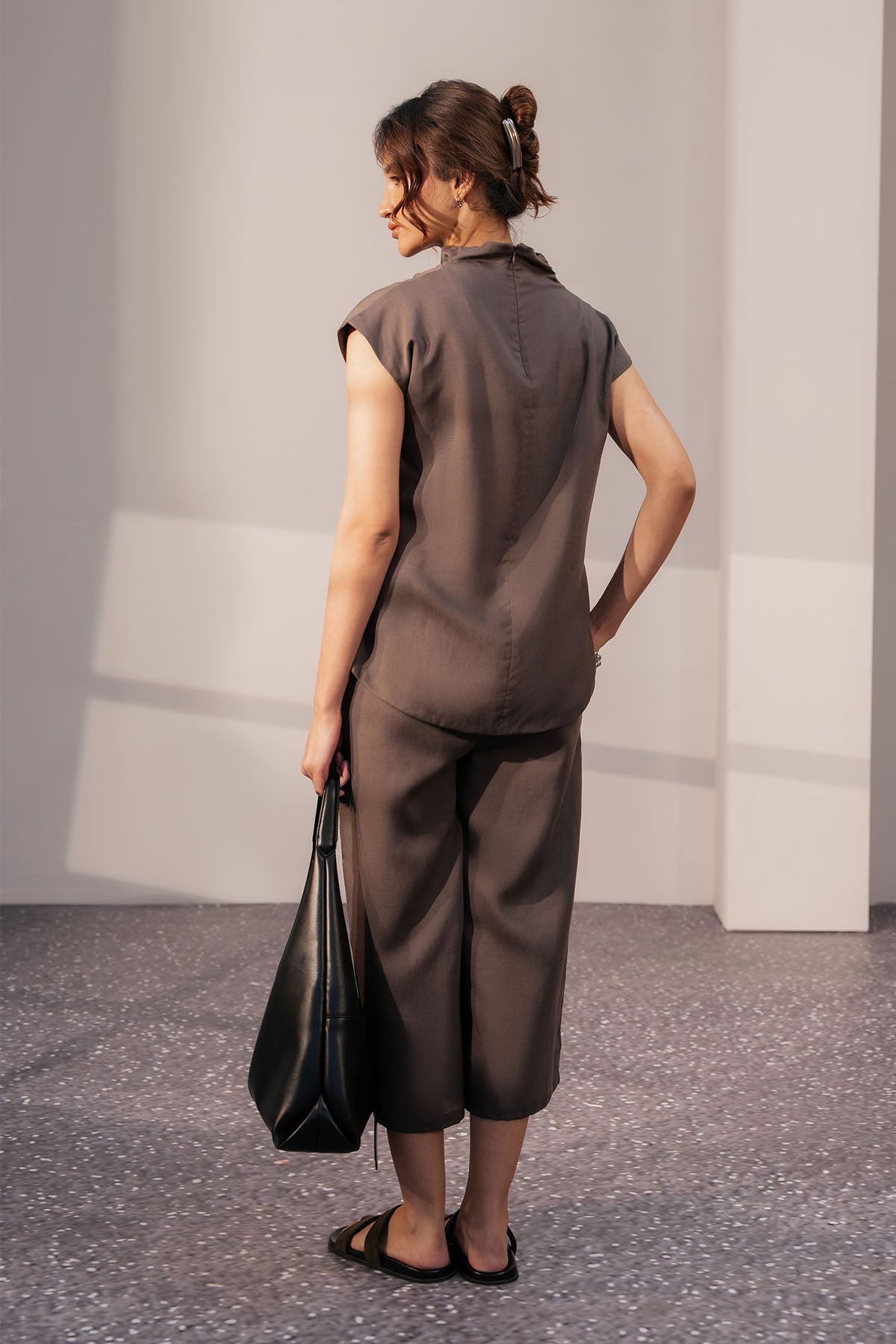 COWL NECK LINEN TOP