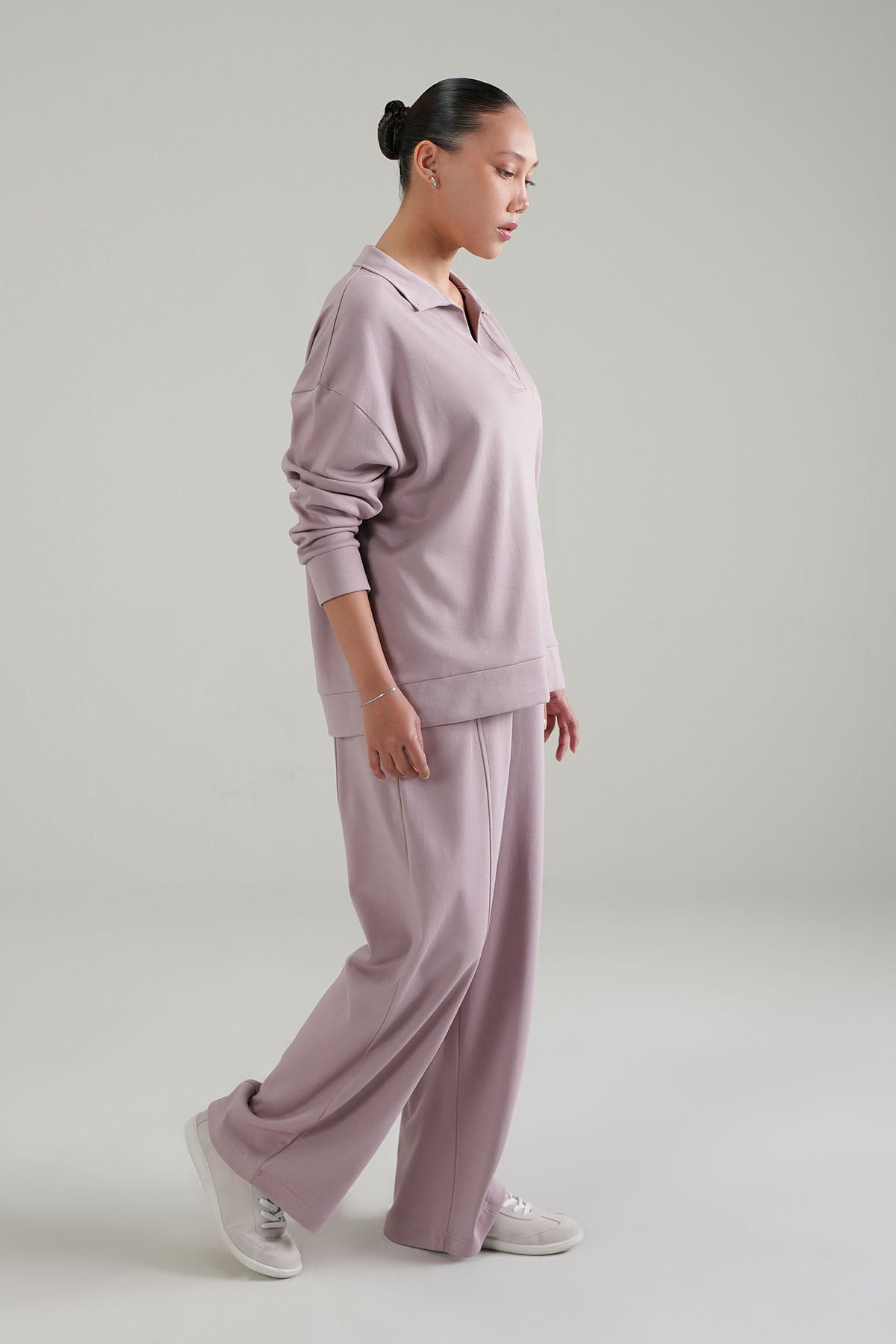 OPEN COLLAR TOP-DOUBLE KNIT