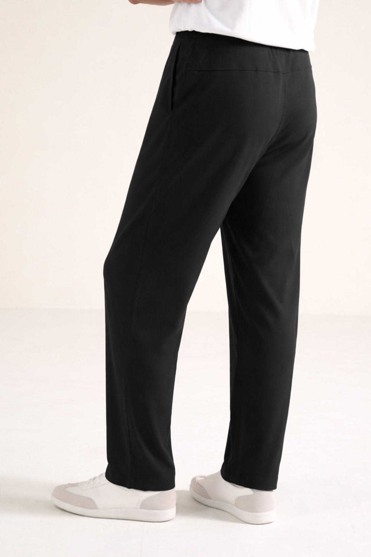 MEN BASIC SWEAPANTS-DOUBLE KNIT