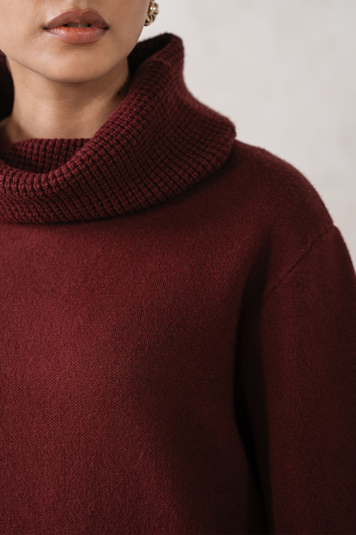 COWL NECK KNIT SET