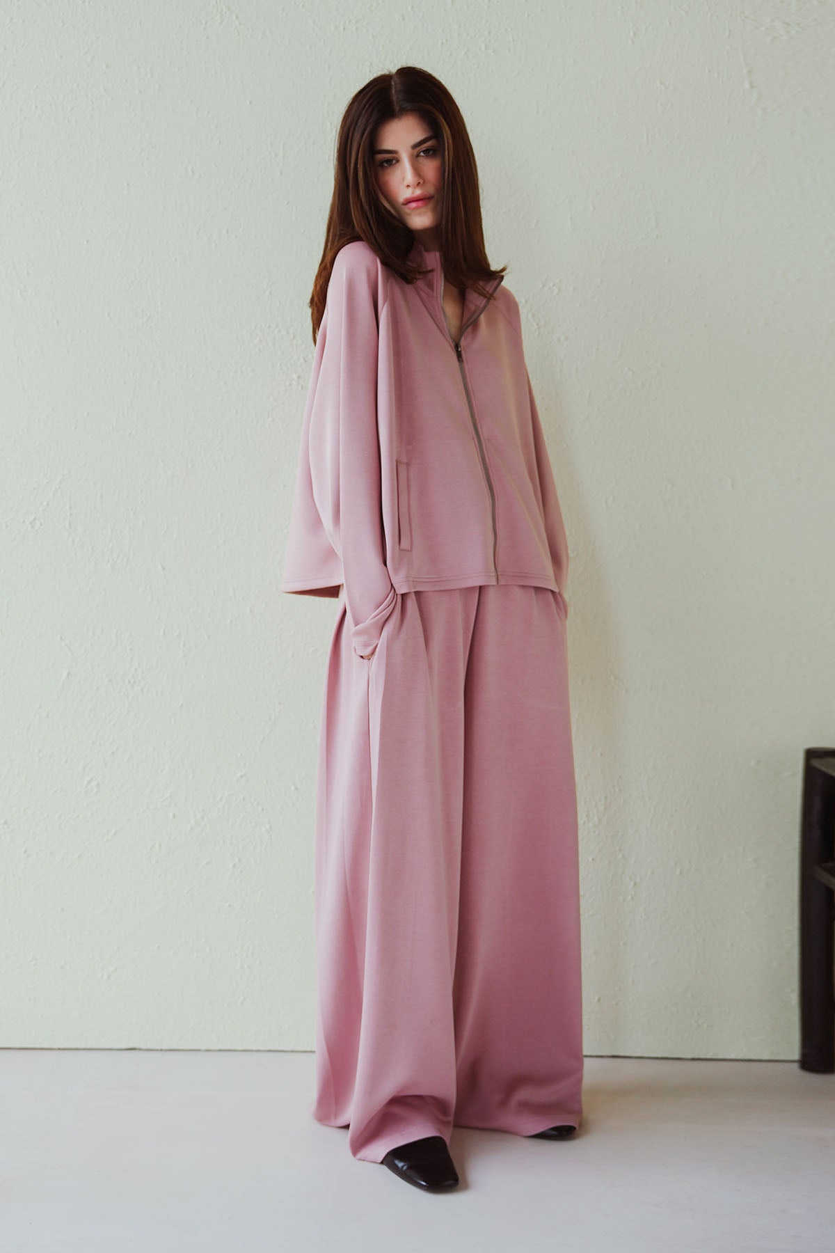 MOCK NECK ZIPPER - CLOUDLUX