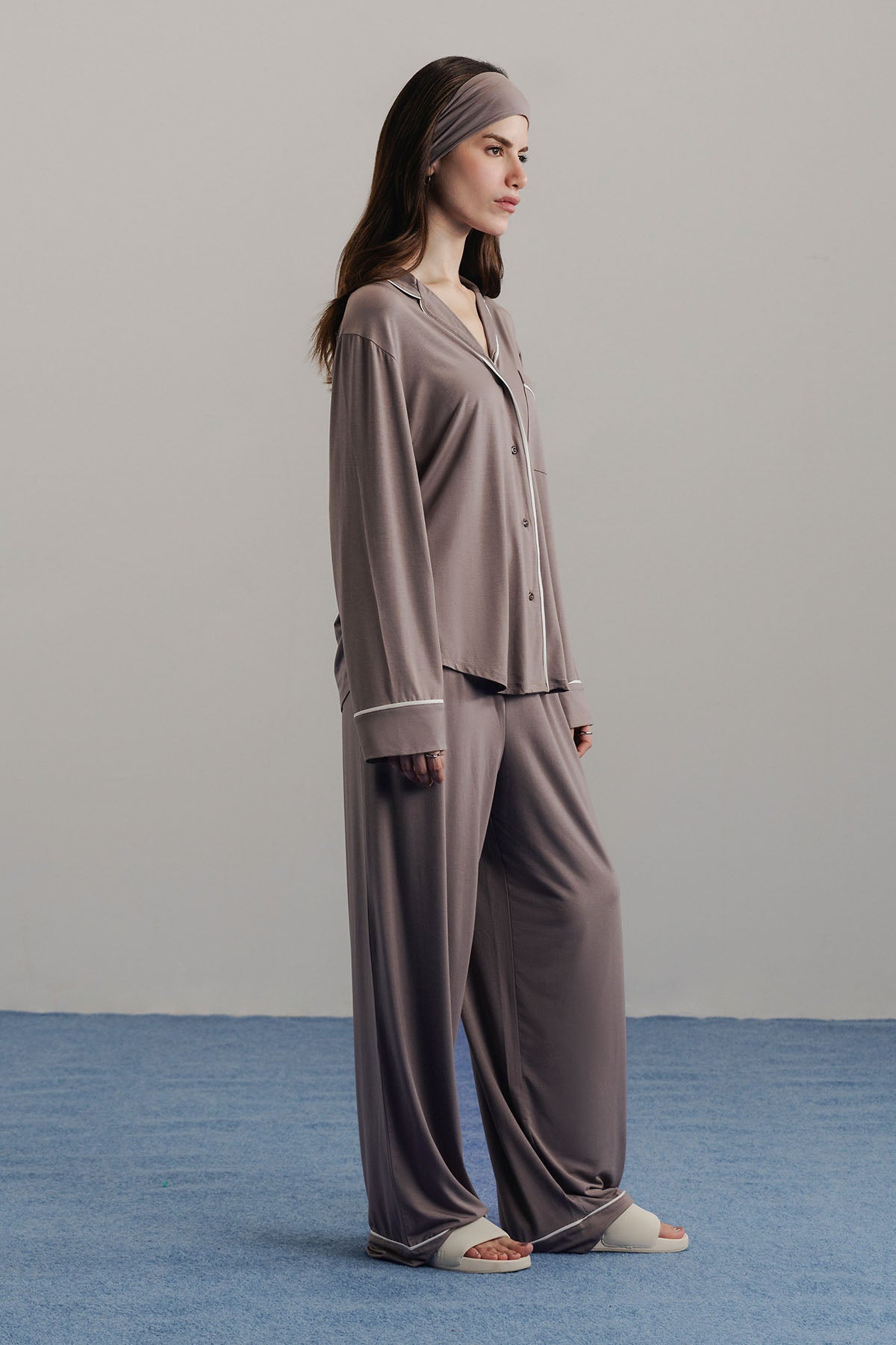 WOMEN REVERE NIGHTSUIT CLOUDLUX