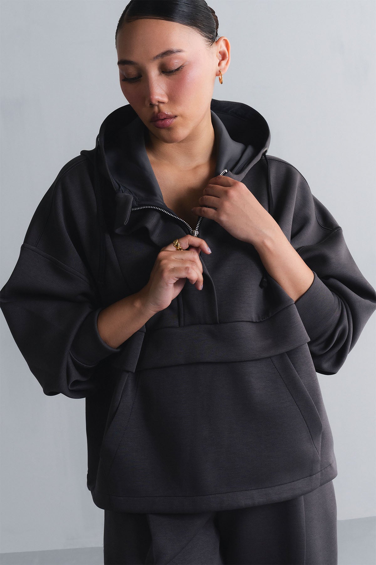 TEXTURED PULLOVER HOODIE-CLOUDLUX