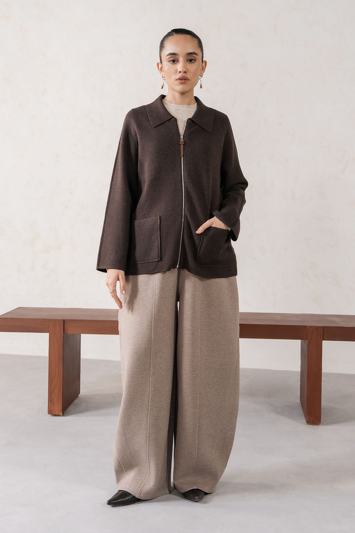 SOFT KNIT ZIPPER