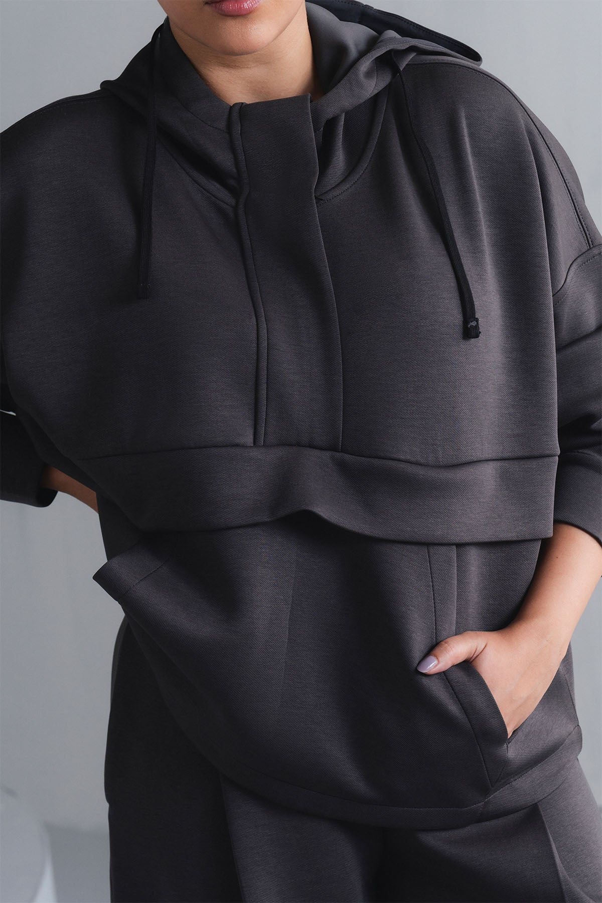 TEXTURED PULLOVER HOODIE-CLOUDLUX