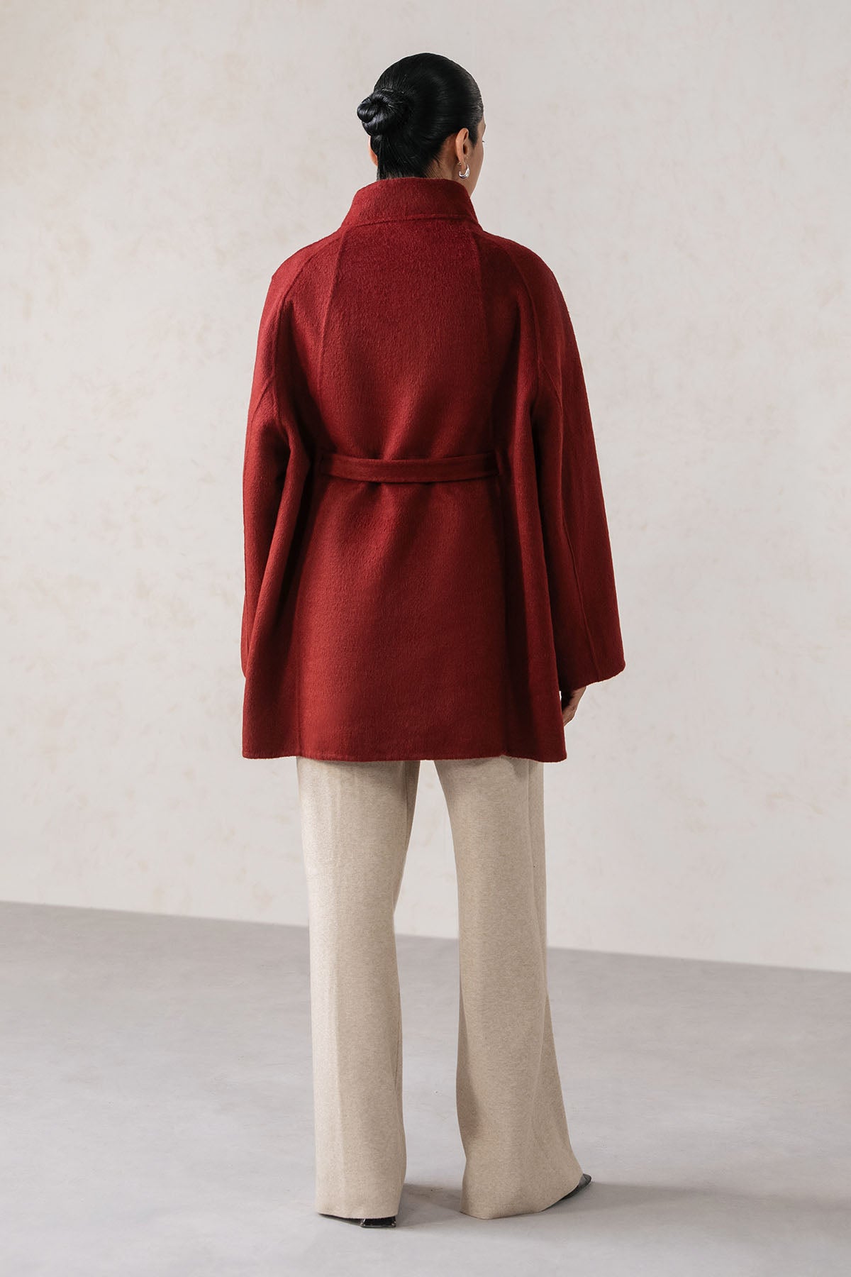 CAPE COAT
