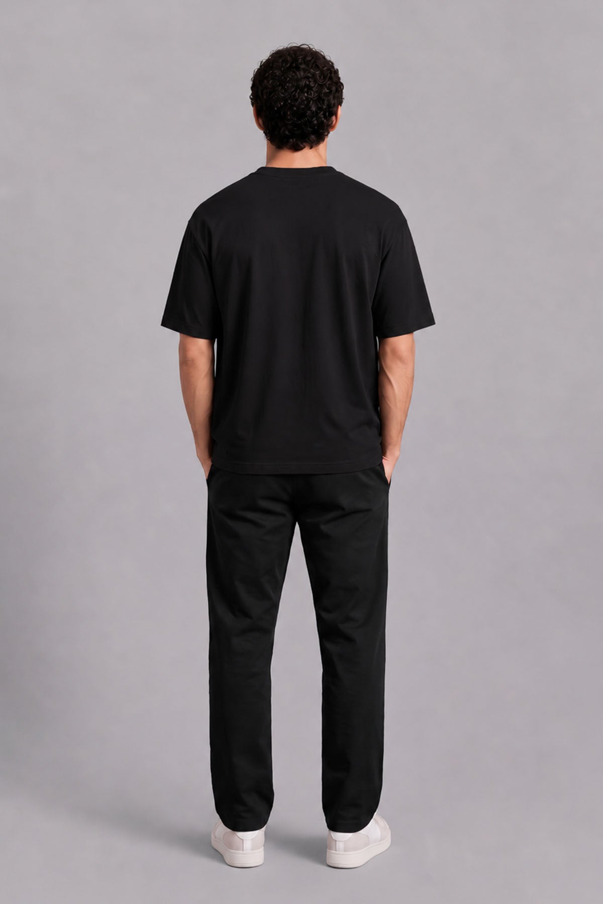 THE 230 RELAXED TEE