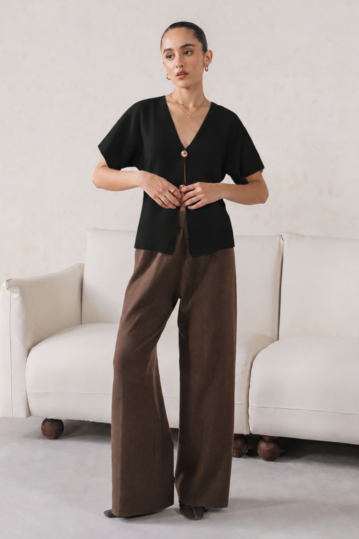 SHORT SLEEVE KNIT CARDIGAN