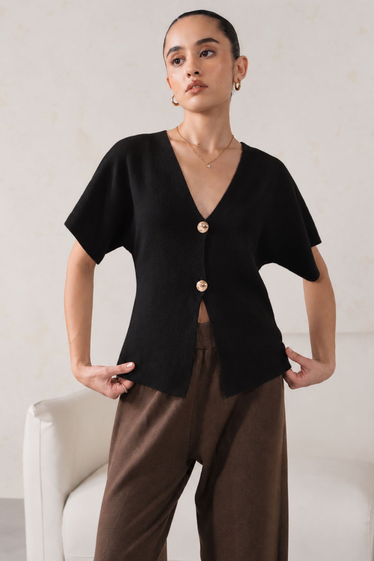 SHORT SLEEVE KNIT CARDIGAN