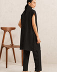 SLEEVELESS OPEN CARDIGAN