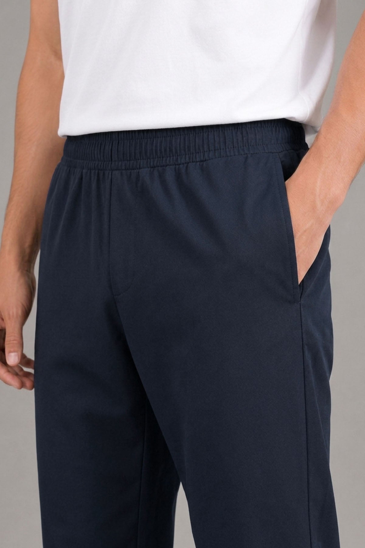 BUILD TO MOVE PANTS