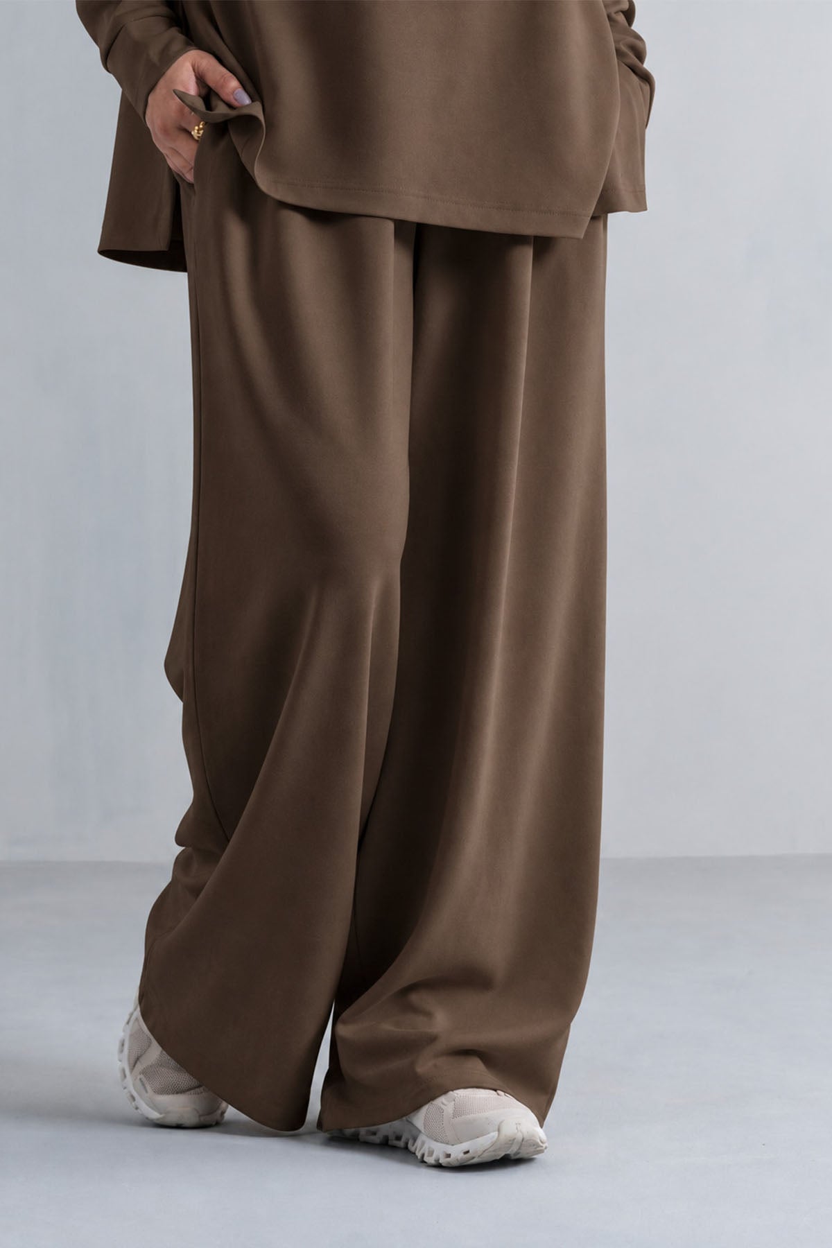 TEXTURED RELAXED PANTS-CLOUDLUX