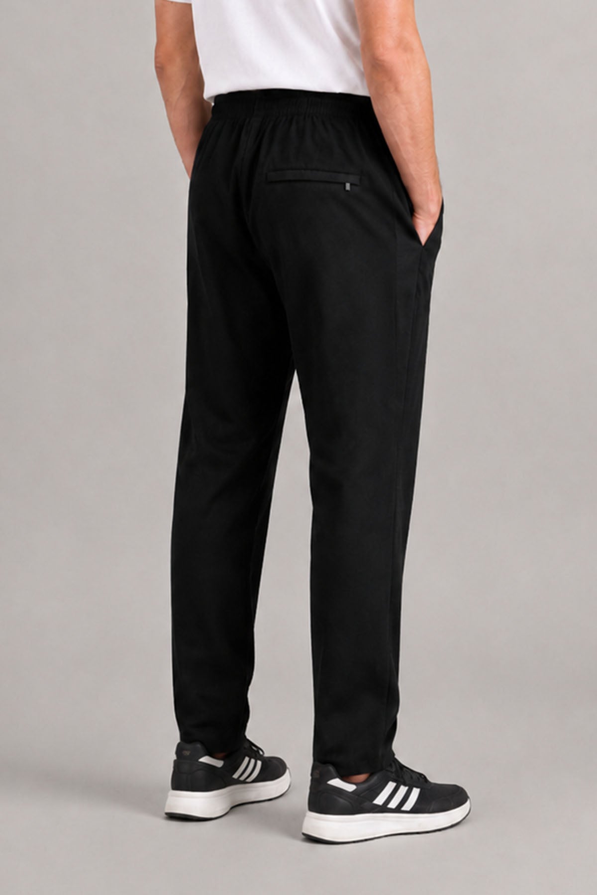 BUILD TO MOVE PANTS