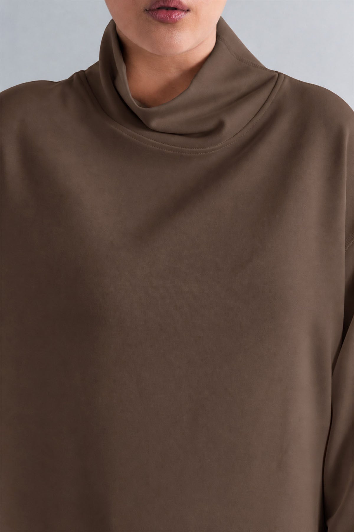 TEXTURED MOCK NECK SIDE SLIT-CLOUDLUX