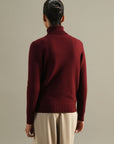 TURTLE NECK SWEATER