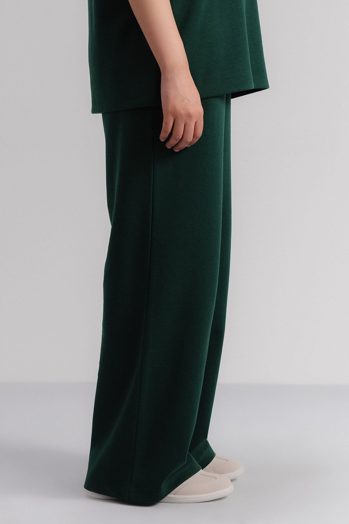 MOVE WIDE TROUSERS-DOUBLE KNIT