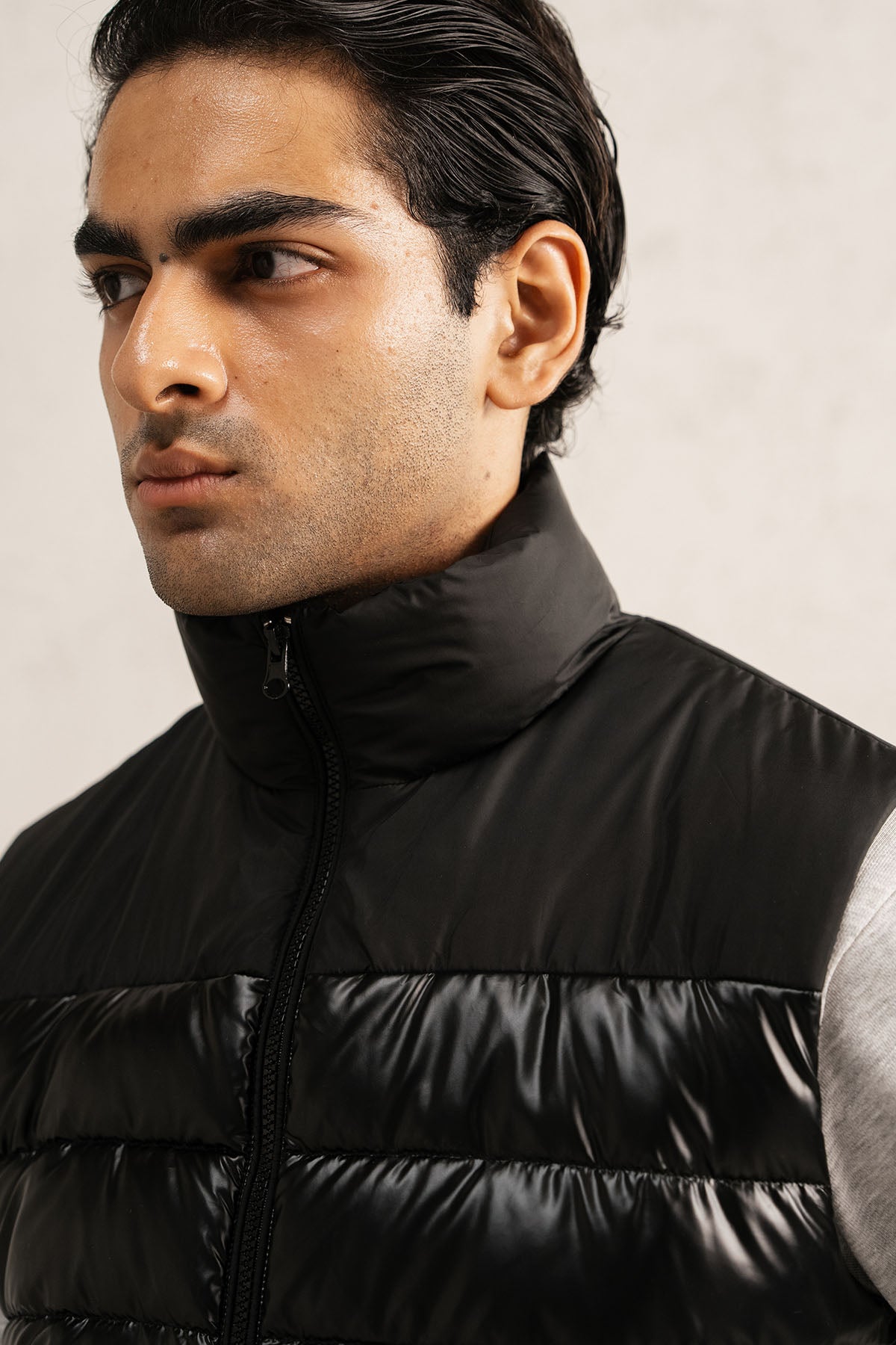 PUFFER DOWN VEST