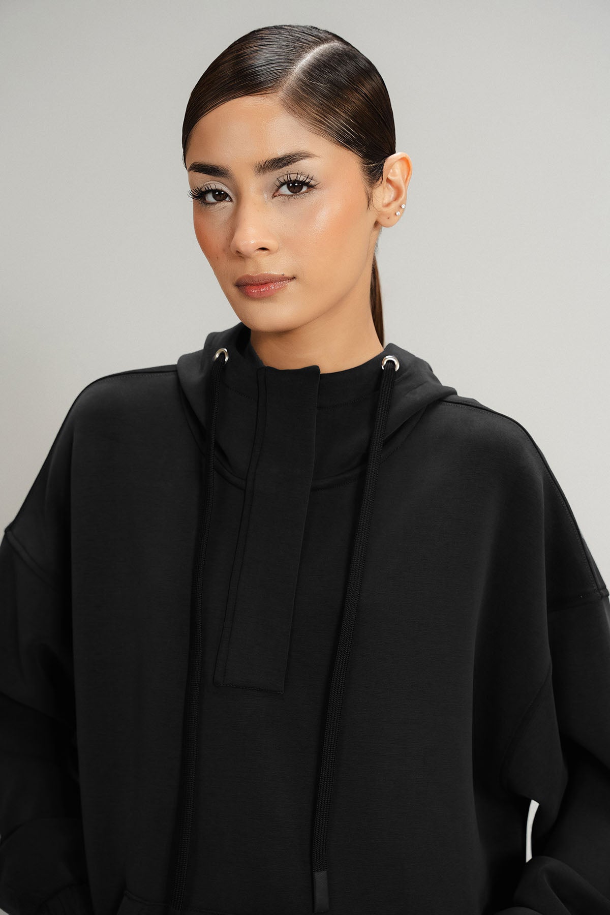 POCKET PULLOVER HOODIE CLOUD LIGHT