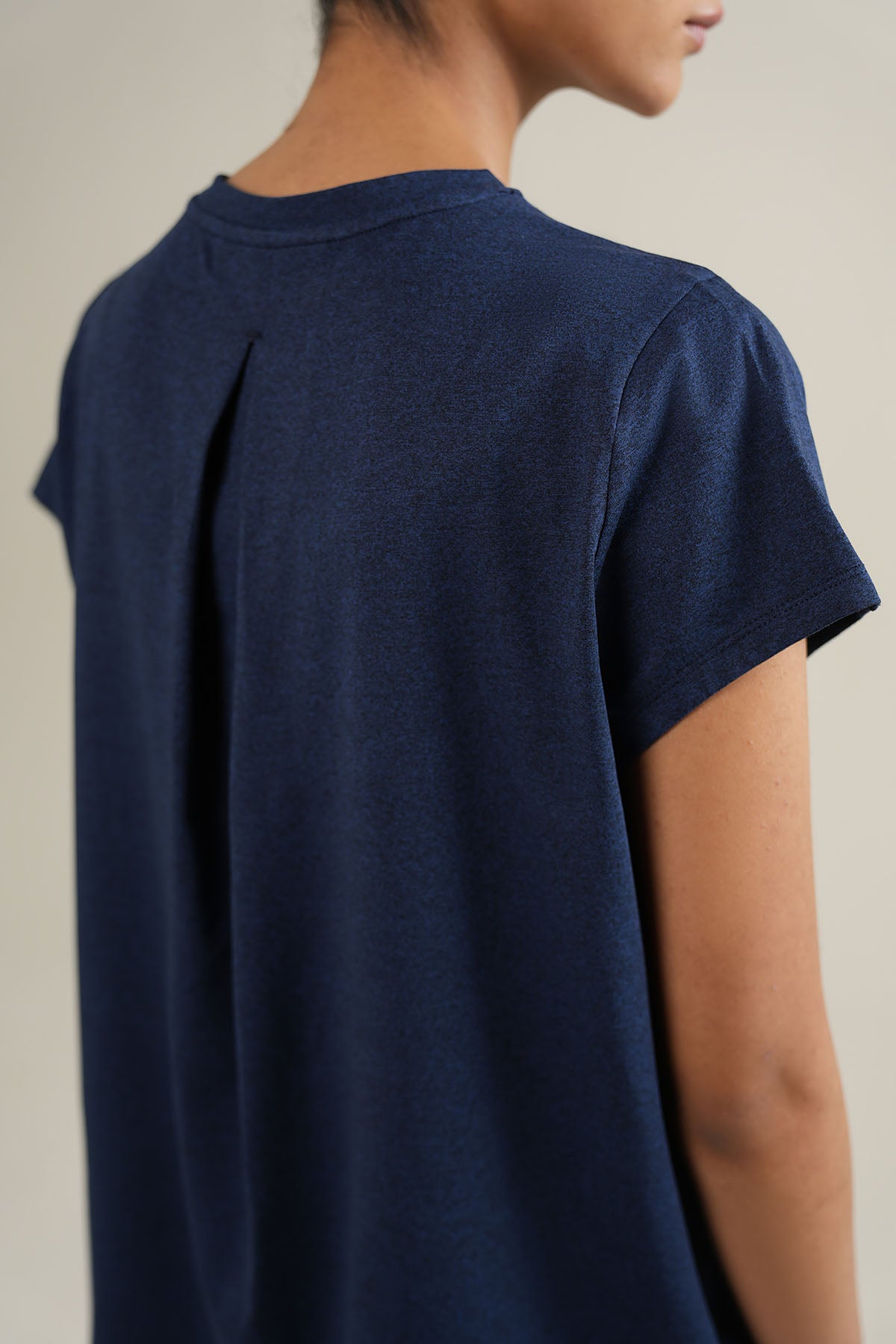 WOMEN STUDIO EASE TEE