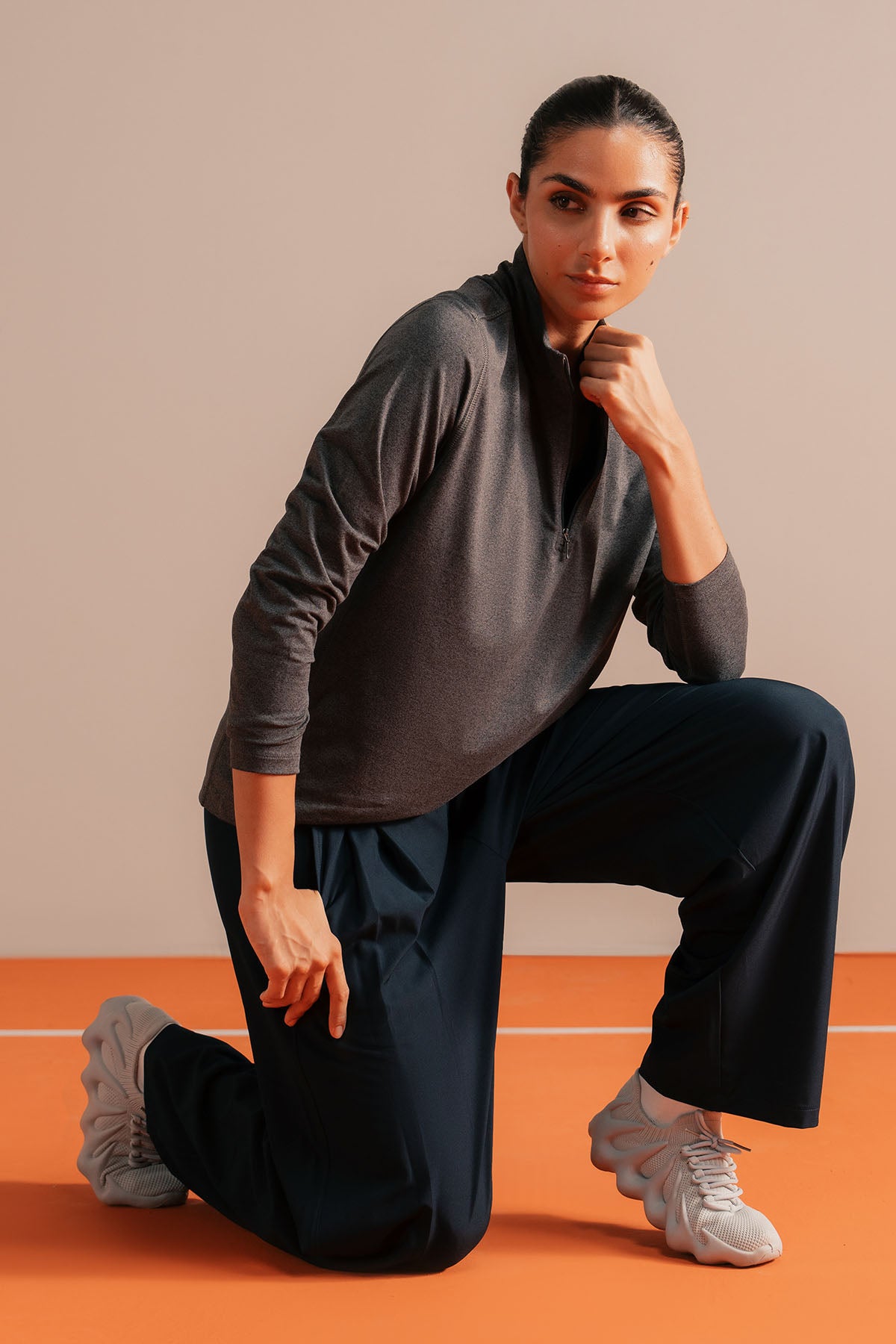 WOMEN TRAINING QUARTER ZIPPER