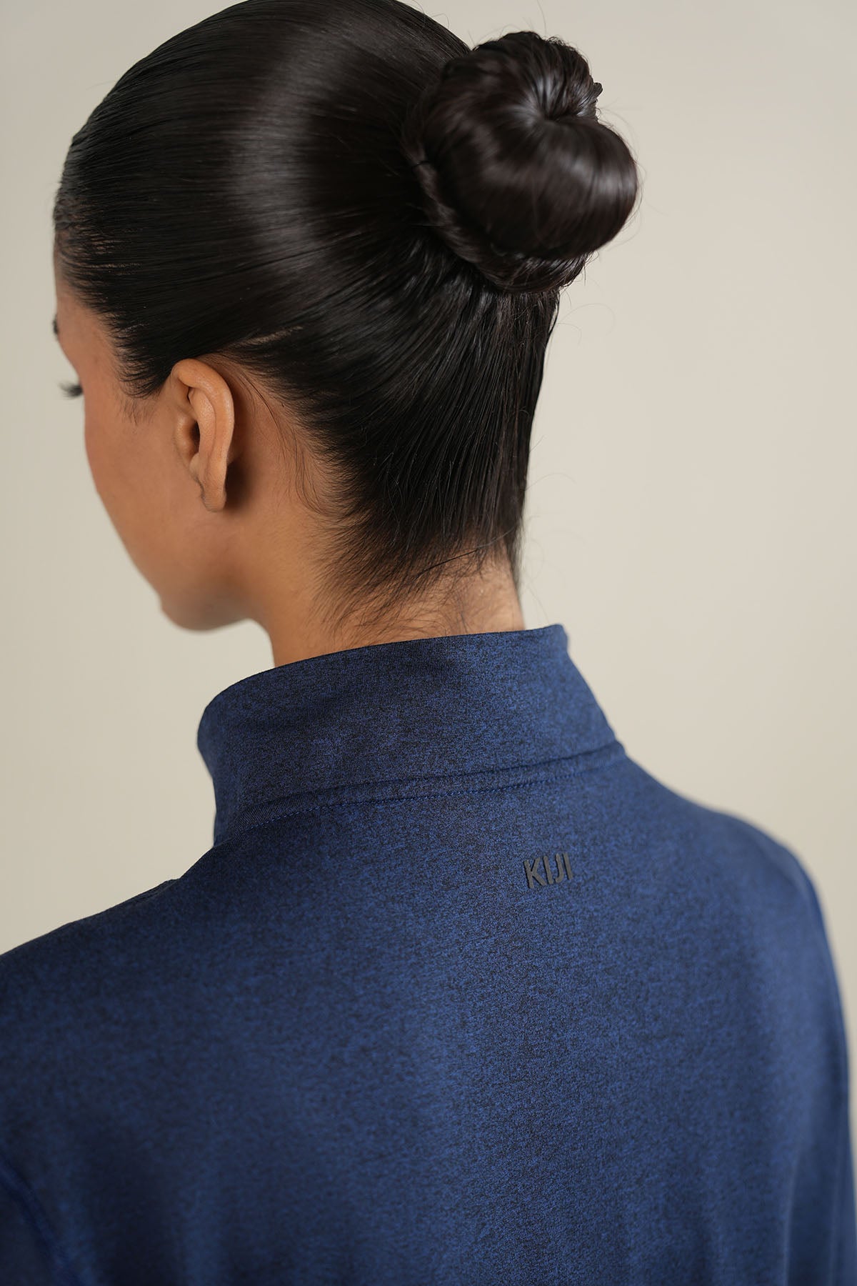 WOMEN TRAINING QUARTER ZIPPER