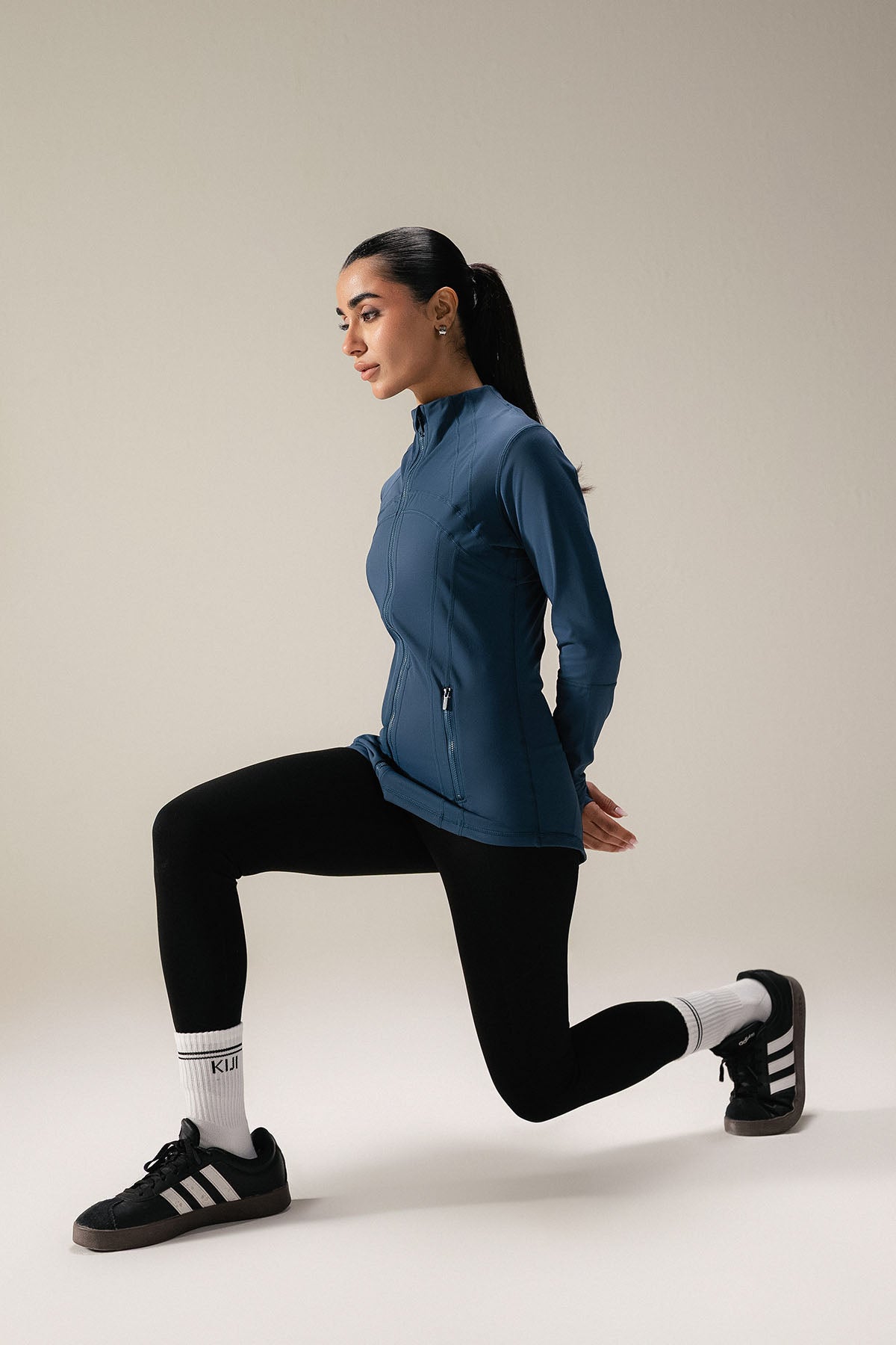 WOMEN PEFORMANCE JACKET