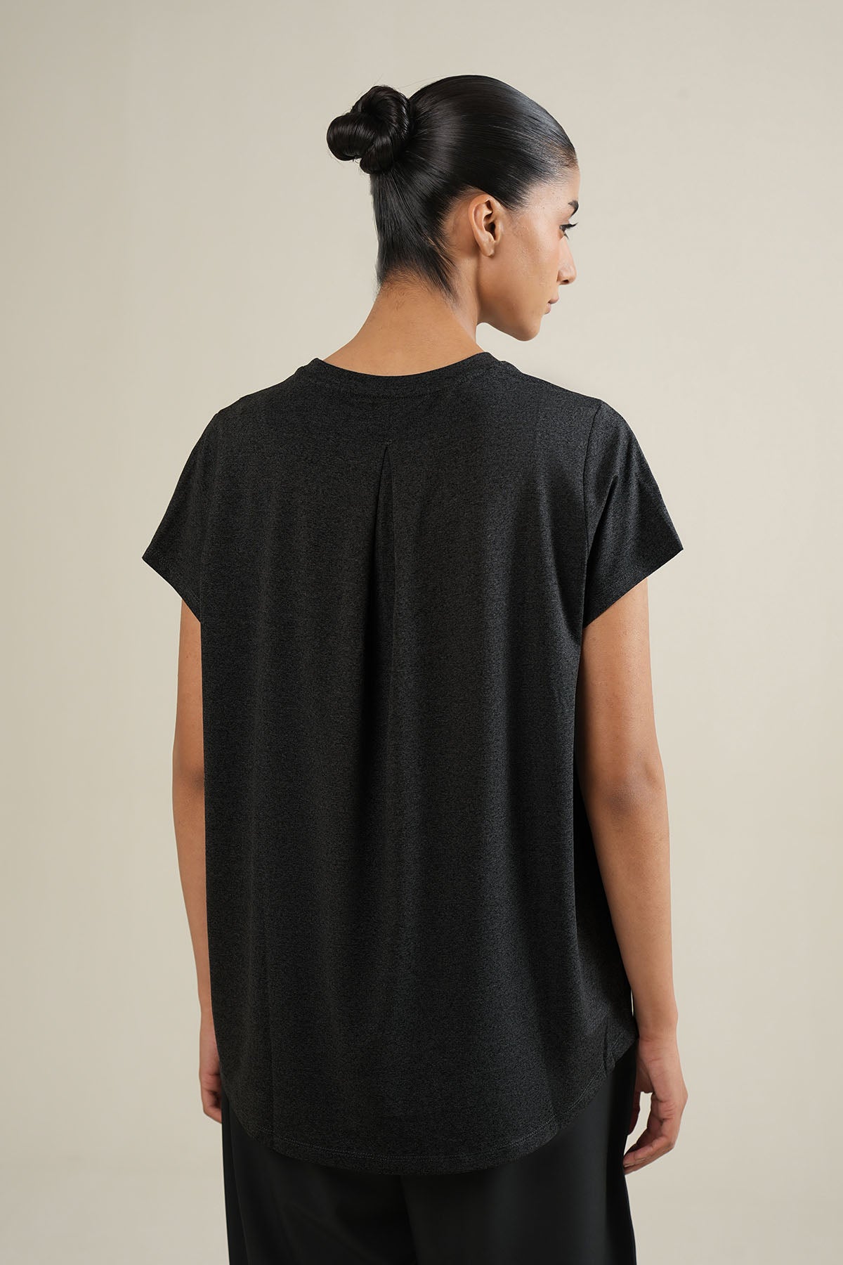 WOMEN STUDIO EASE TEE