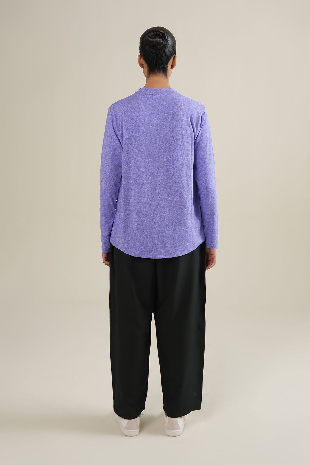 WOMEN TRAINING LONG SLEEVES CREW NECK