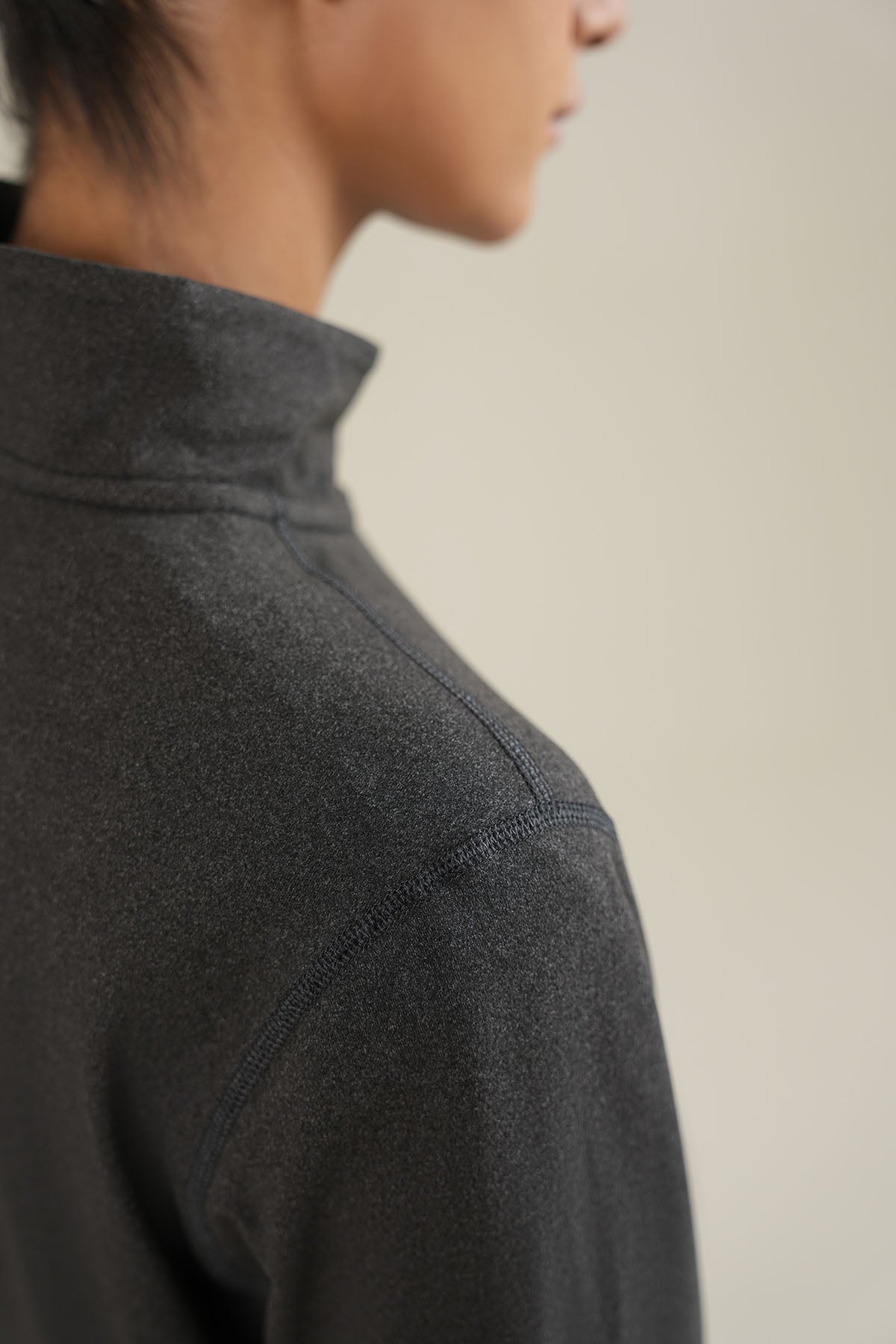 WOMEN TRAINING QUARTER ZIPPER