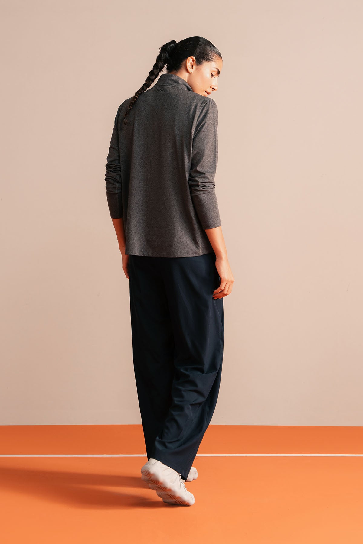 WOMEN TRAINING QUARTER ZIPPER