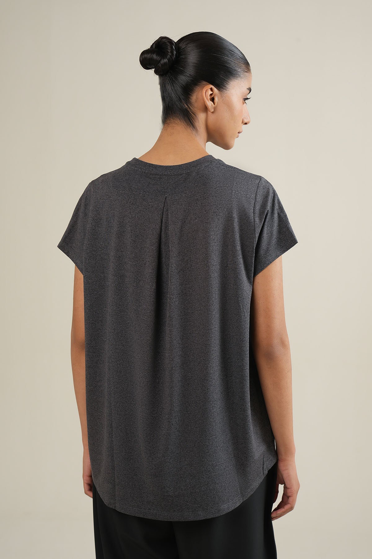 WOMEN STUDIO EASE TEE