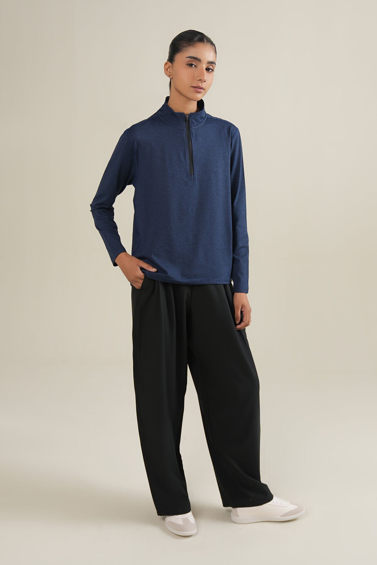 WOMEN TRAINING QUARTER ZIPPER