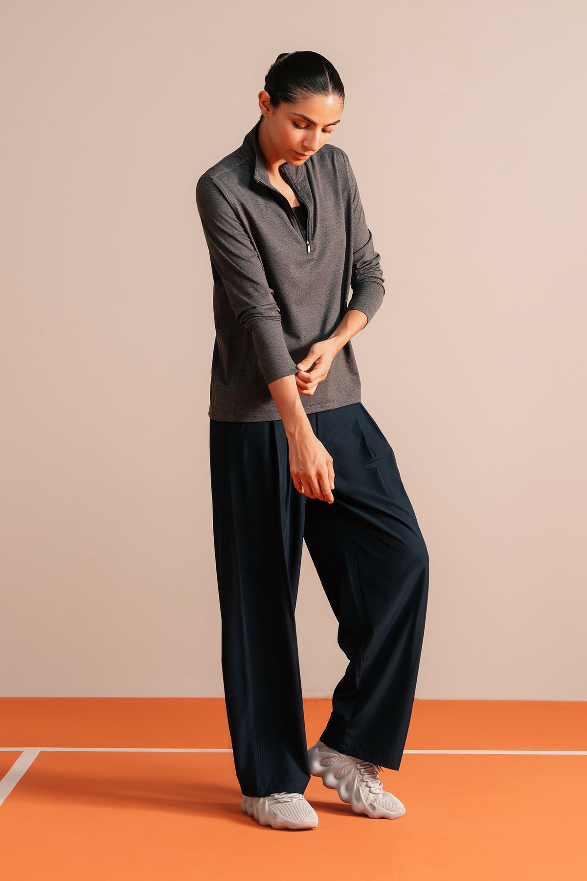 WOMEN TRAINING QUARTER ZIPPER