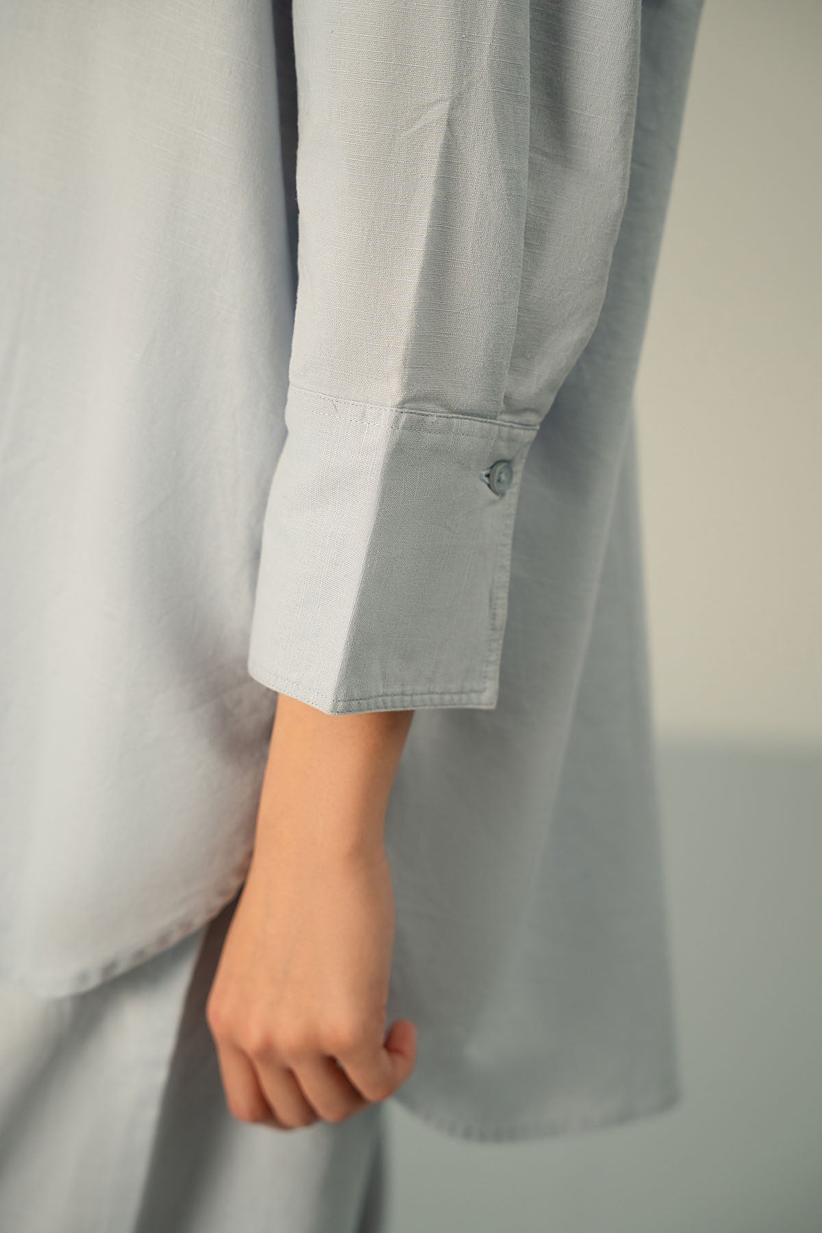 EASY LINEN SHIRT