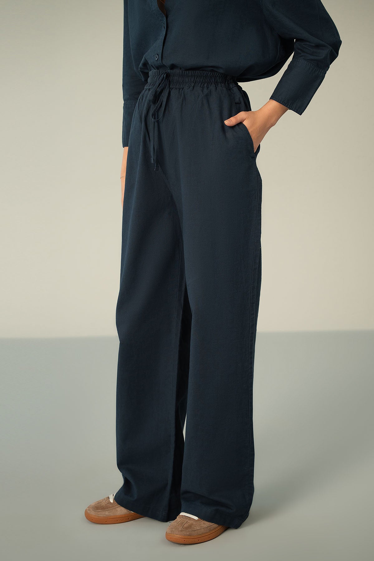 RELAXED LINEN PANTS