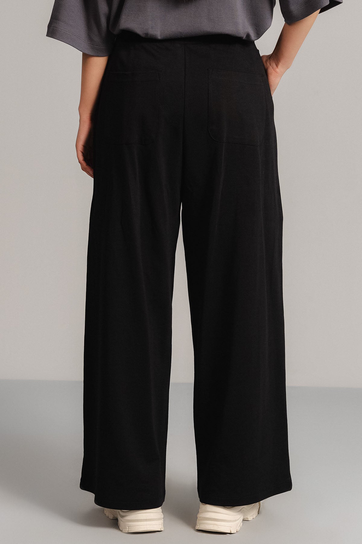 MOVE WIDE TROUSERS-DOUBLE KNIT
