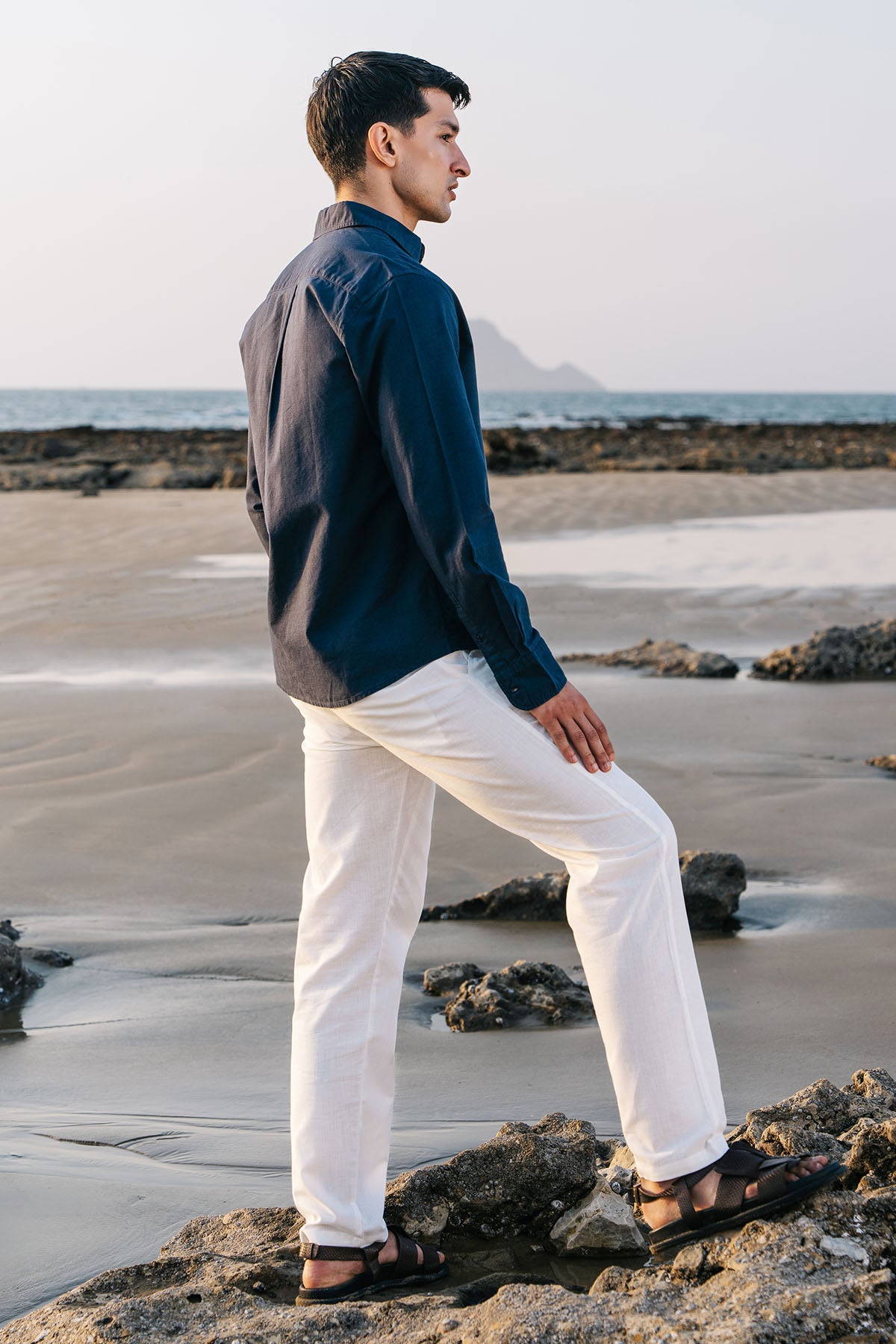 RELAXED LINEN PANTS
