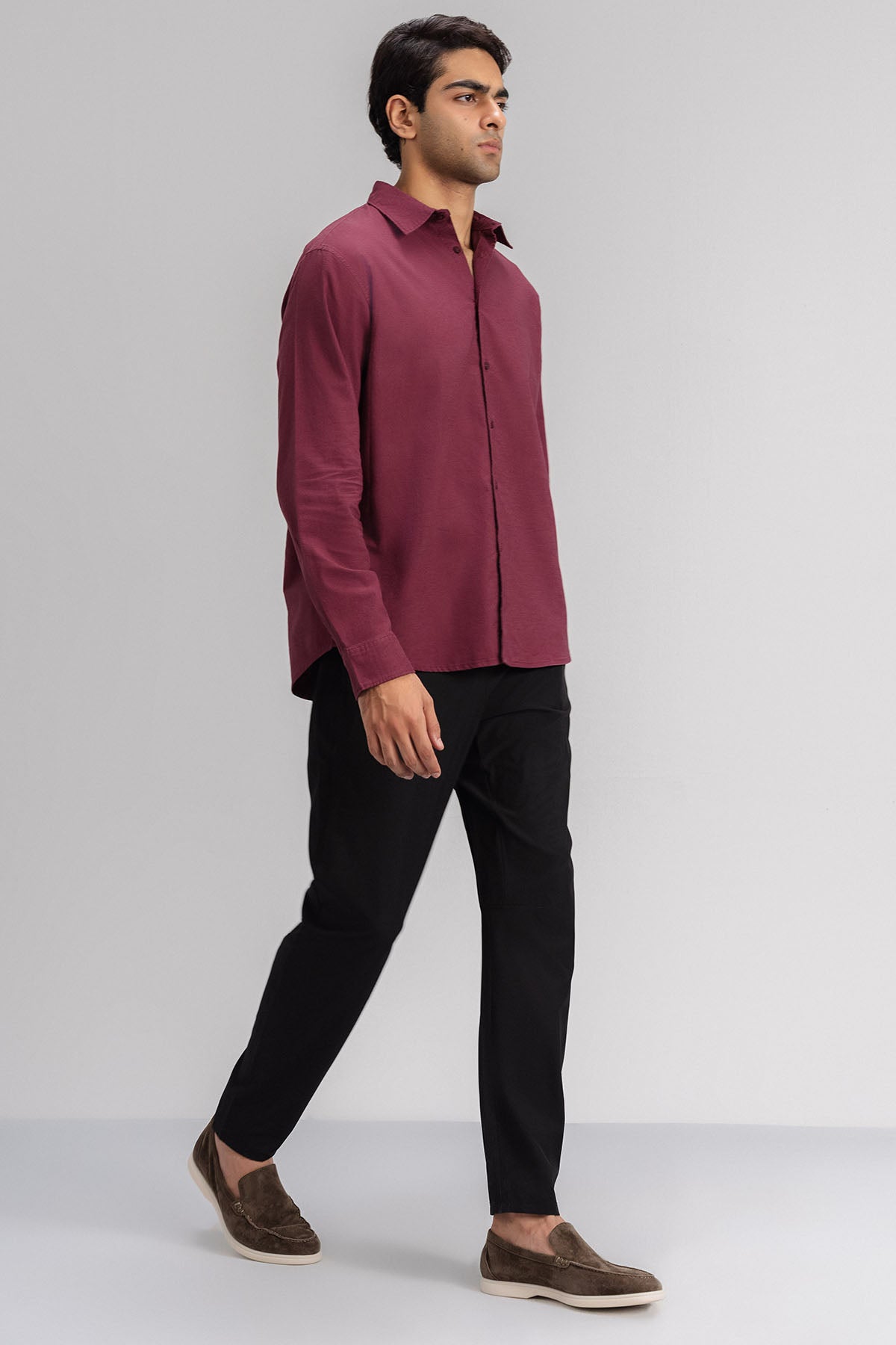 CLASSIC LINEN SHIRT