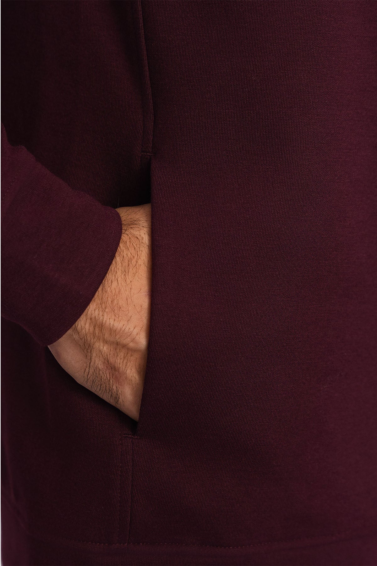 CLASSIC PULLOVER HOODIE